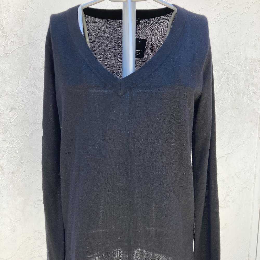 Club Monaco Merino Wool Sweater Size M **w/ Tags**